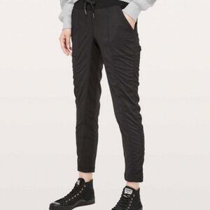 NWT Street to Studio Pants II *unlined, size 6 Lululemon